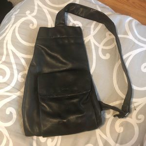 DKNY cross body black leather bag, good condition